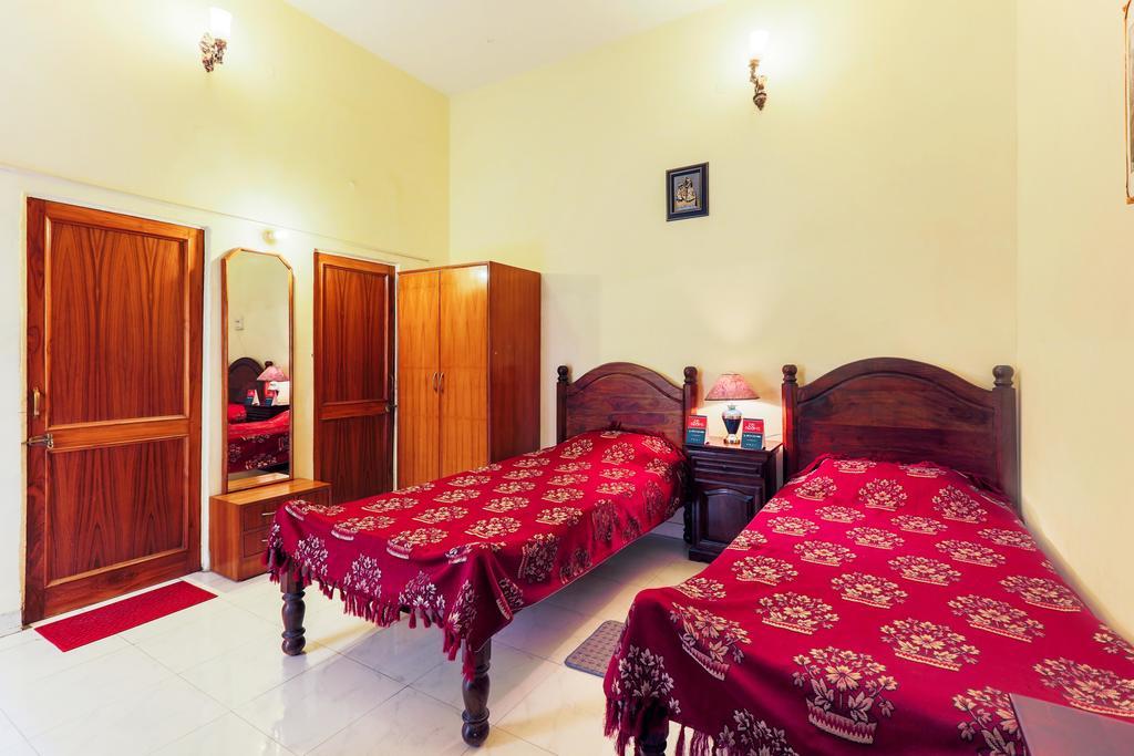 Zo Cosy Homes Bani Park Jaipur Zimmer foto